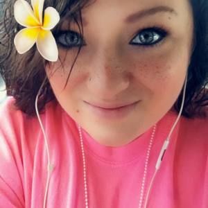 Meet your Posher, Corissa